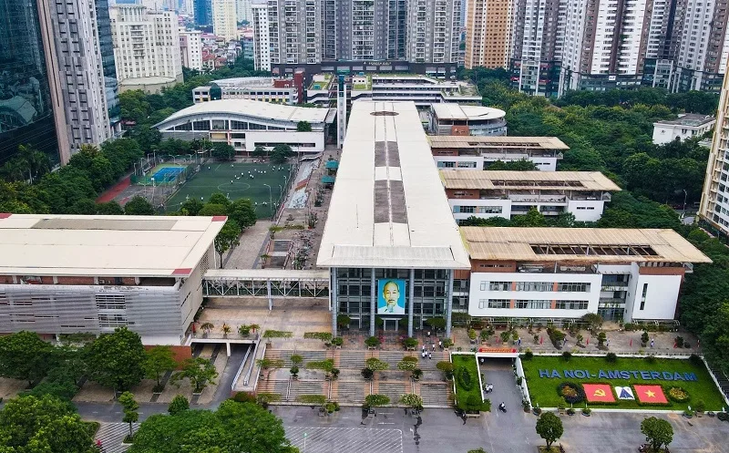 top 10 truong thpt tot nhat ha noi dinh huong tuong lai cho con